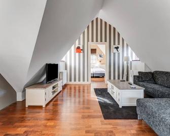 Tranquil Apartment in Sint Maartensbrug - Sint Maartensbrug - Sala de estar