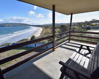 Stones Throw - Dodges Ferry - Balcón