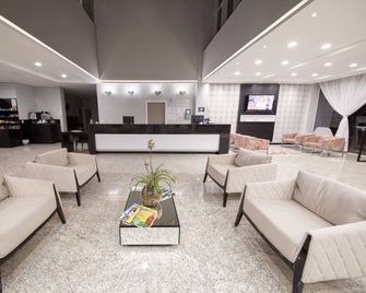 Hiber Hotel - Chapecó - Lobby