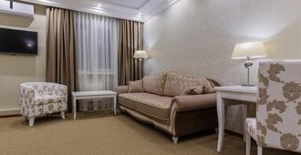 Elegant Hotel - Tomsk - Sala de estar