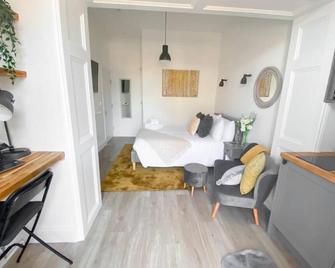 The Hideaway - Folkestone - Bedroom