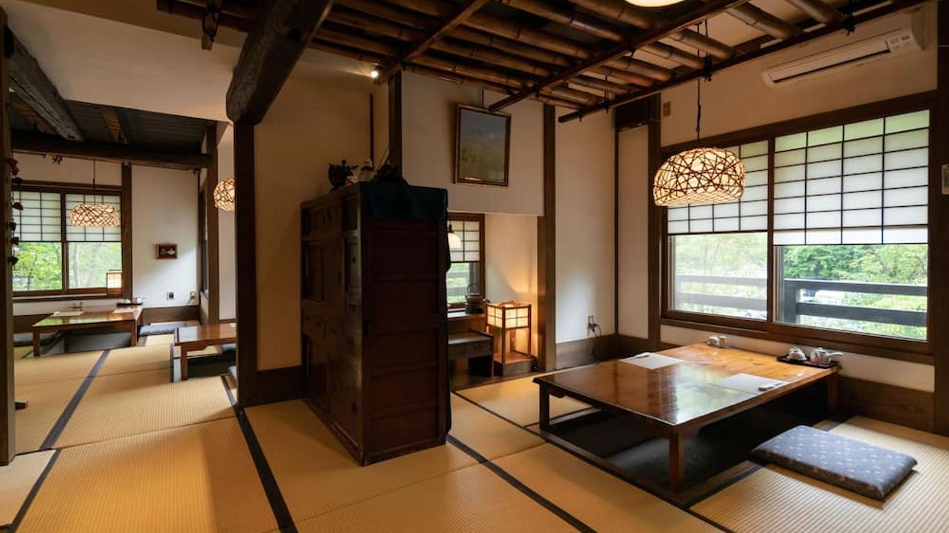 富士屋旅館