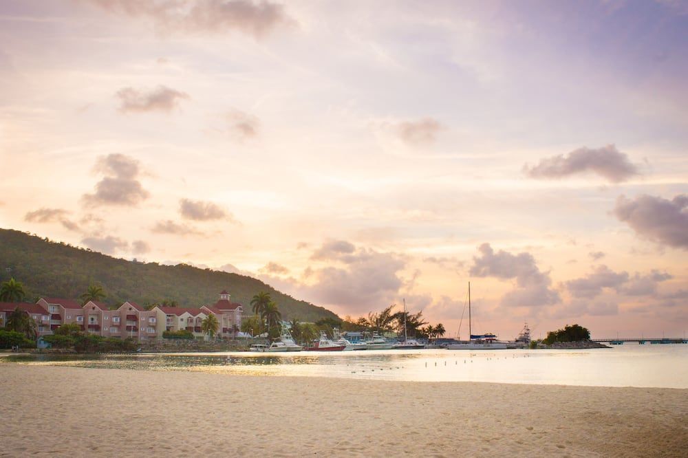 Sandcastles Ochi In Ocho Rios Jamaica - Ocho Rios - Beach