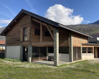 chalet - 8 rooms - 10/12 persons - Aigueblanche - Edificio