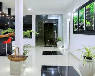 Perennial Home - Hikkaduwa - Lobby