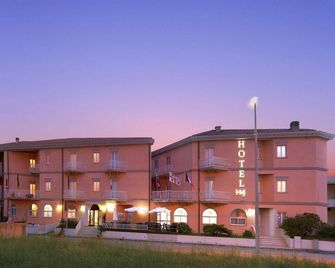 Hotel Majore - Santa Teresa Gallura - Edificio