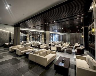 Maple Leaf Village Hot Spring Resort - Harbin - Oleskelutila