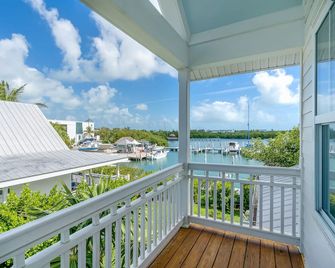 Marathon Keys Coral Lagoon Unit 2 Waterfront Villa - Marathon - Balcony