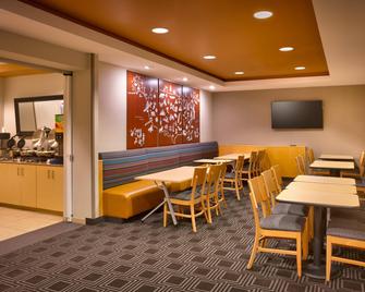 TownePlace Suites by Marriott Omaha West - Omaha - Restaurant