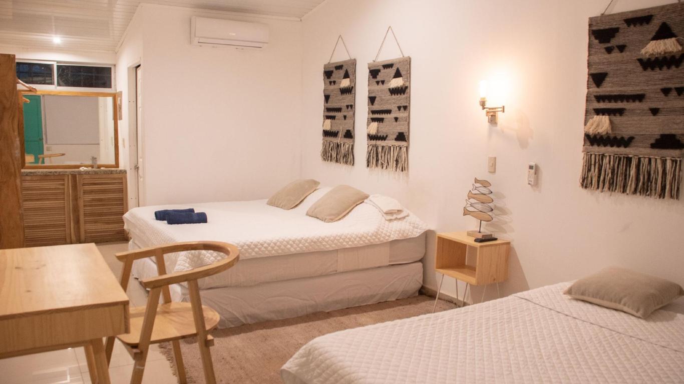 La Oveja Negra Hostel