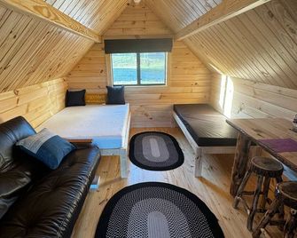 Lost Trail Resort - Riverside Rooms - Near Hot Pools - Lava Hot Springs