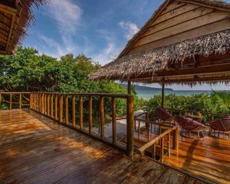 Royal Retreat Resort - Koh Rong Sanloem