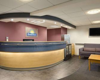 Days Inn by Wyndham Sheffield M1 - Sheffield - Recepción