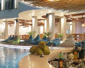 The Beach House Resort - Pemenang