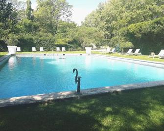 Château D'arpaillargues - Teritoria - Arpaillargues-et-Aureillac - Bazén