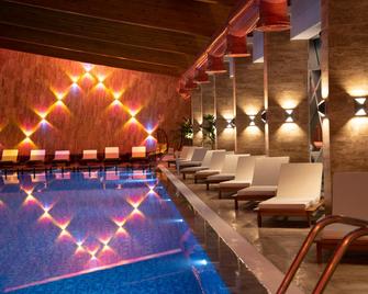 Hotel Borovi Forest Resort & Spa - Sjenica - Piscina