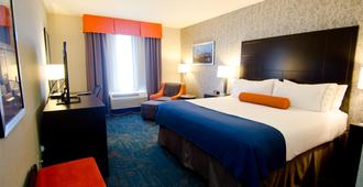 Holiday Inn Express Hotel & Suites Knoxville West -Papermill, An IHG Hotel - Knoxville
