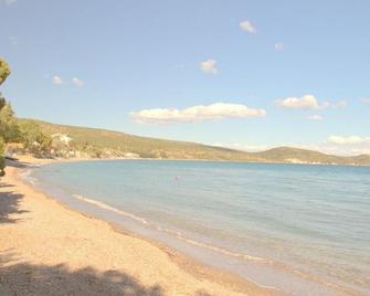 Uzum Iskelesi Butik Otel - Mordoğan - Playa