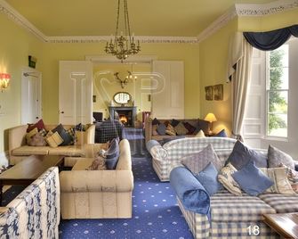 Chirnside Hall Hotel - Duns - Lounge