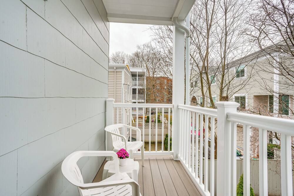 Walk To Harvard Square Apartment In Camb - קיימברידג' - מרפסת