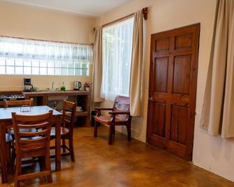 Valle Escondido Nature Reserve Hotel & Farm - Monteverde - Dining room