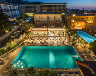 Hotel Florida - Sorrento - Pool
