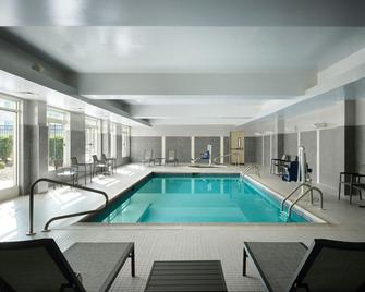 Residence Inn by Marriott Philadelphia Conshohocken - Conshohocken - Басейн