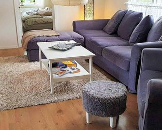 6 Person Holiday Home In Bollnäs - Bollnas - Wohnzimmer