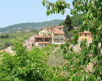 Tenuta San Pietro Luxury Hotel & Restaurant - Capannori - Bâtiment