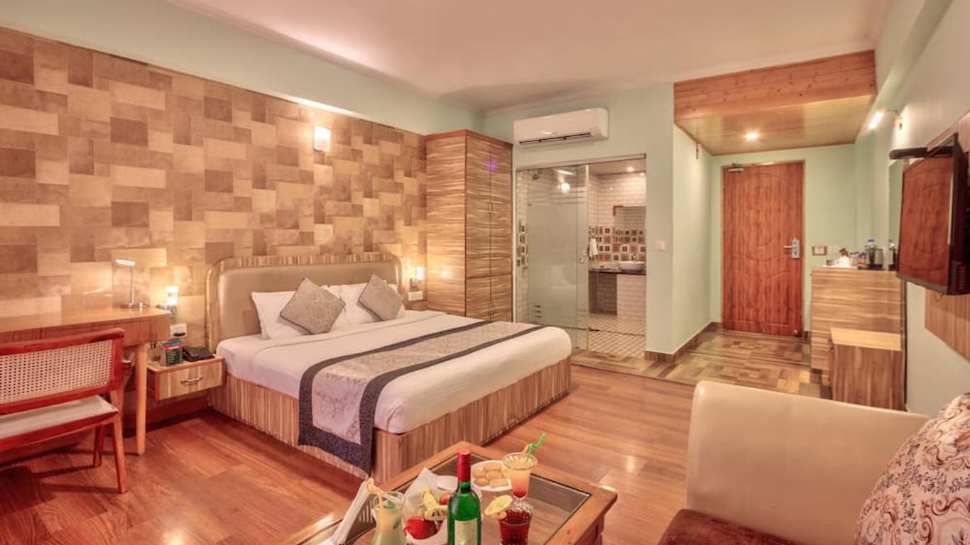 Snow Flakes Resort And Spa Centrally Heated Luxury Resort