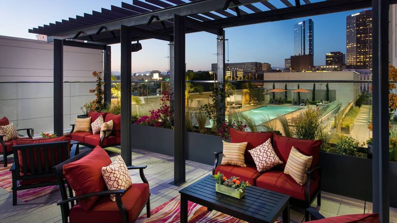 Courtyard by Marriott Los Angeles L.A. LIVE