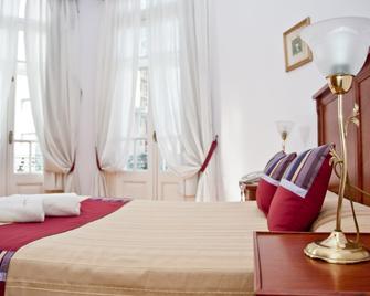 Hotel Benevento - La Plata - Camera da letto