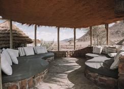 Desert Homestead Lodge - Sesriem - Building