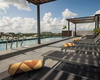 Cumbres Garden luxury apartments - Cancún - Uima-allas