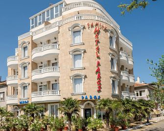 Family Hotel Paros - Pomorie - Gebäude