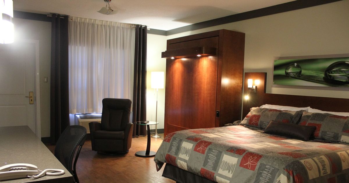 Amosphère Complexe £106. Amos Hotel Deals & Reviews - KAYAK