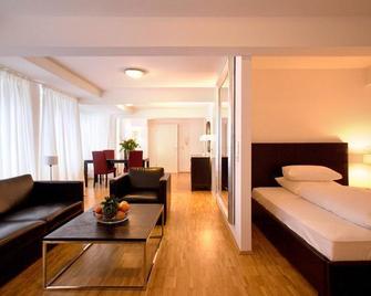 Hotel Aleksandra - Düsseldorf - Living room