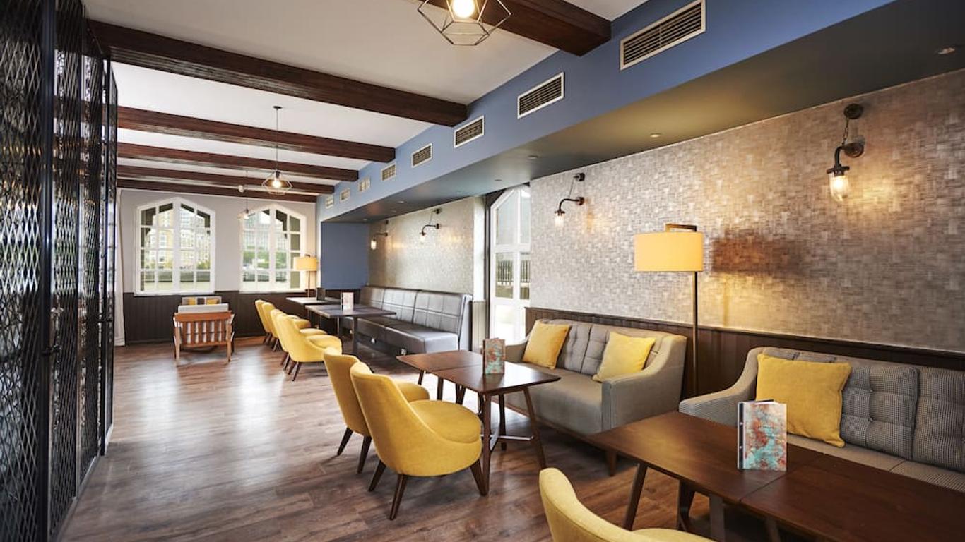 DoubleTree by Hilton Hotel London - Docklands Riverside