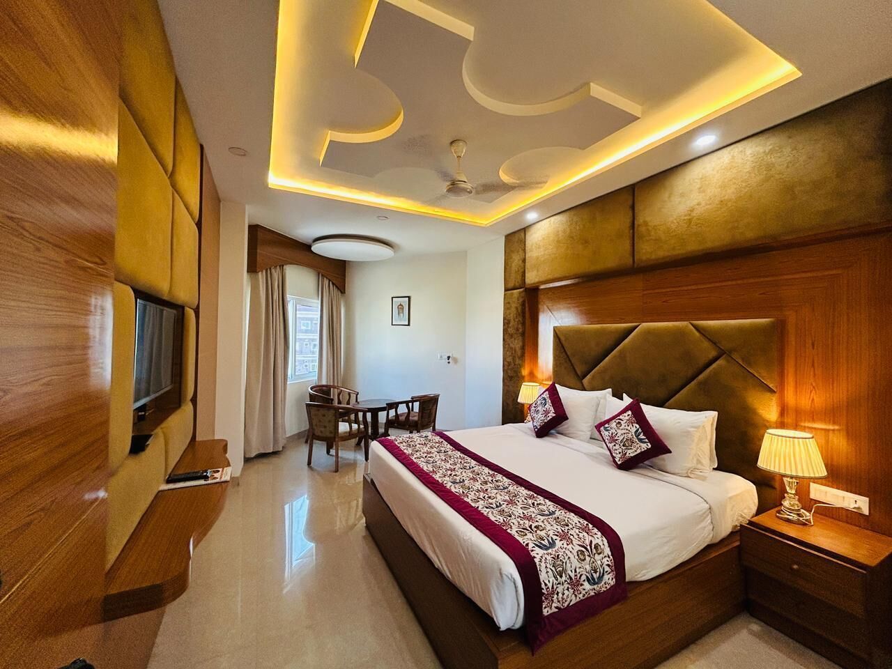 Hotel Anand International - Bodh Gaya