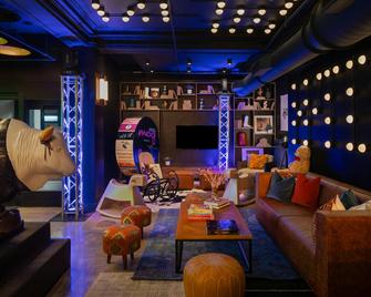 Moxy Houston Downtown - Houston - Lounge