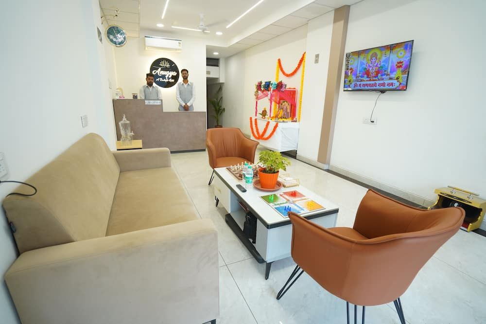 Hotel Anugya - אינדור - סלון