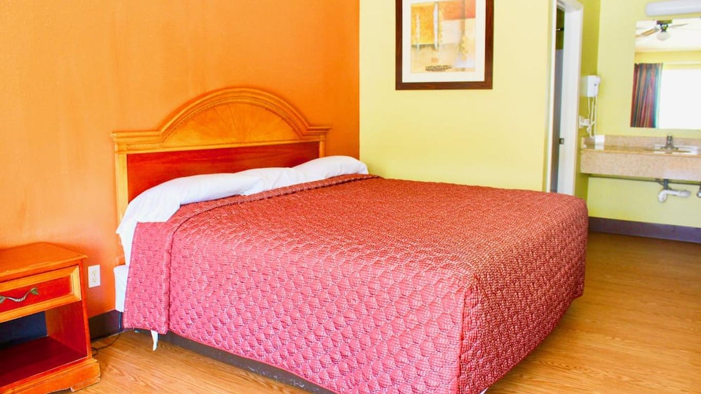 Tropicana Motel