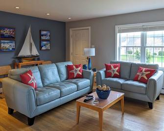 Private Getaway - corner Home with rights to private beach - Tip of North Fork - Orient - Living room