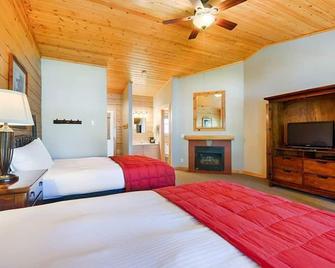 Lakeside Lodge Resort & Marina - Pinedale - Bedroom