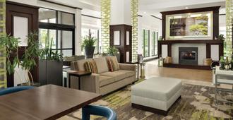 Hilton Garden Inn South Bend - South Bend - Living room