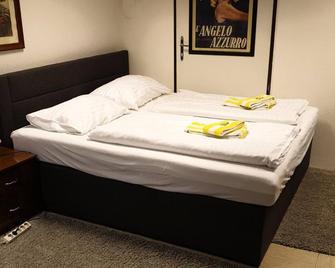 Appartement Hotel Marien-Hof - Viyana - Yatak Odası