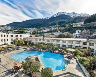Mercure Queenstown Resort - Queenstown - Pool