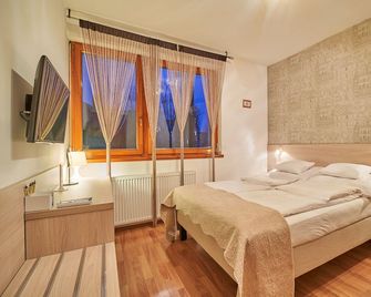 Oázis Apartmanok - Mórahalom - Bedroom
