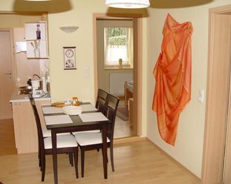 Feriendorf Slawitsch - Bad Sulza - Essbereich