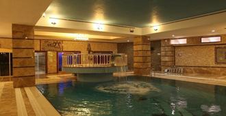 Gherdan Park Hotel - Konya - Svømmebasseng